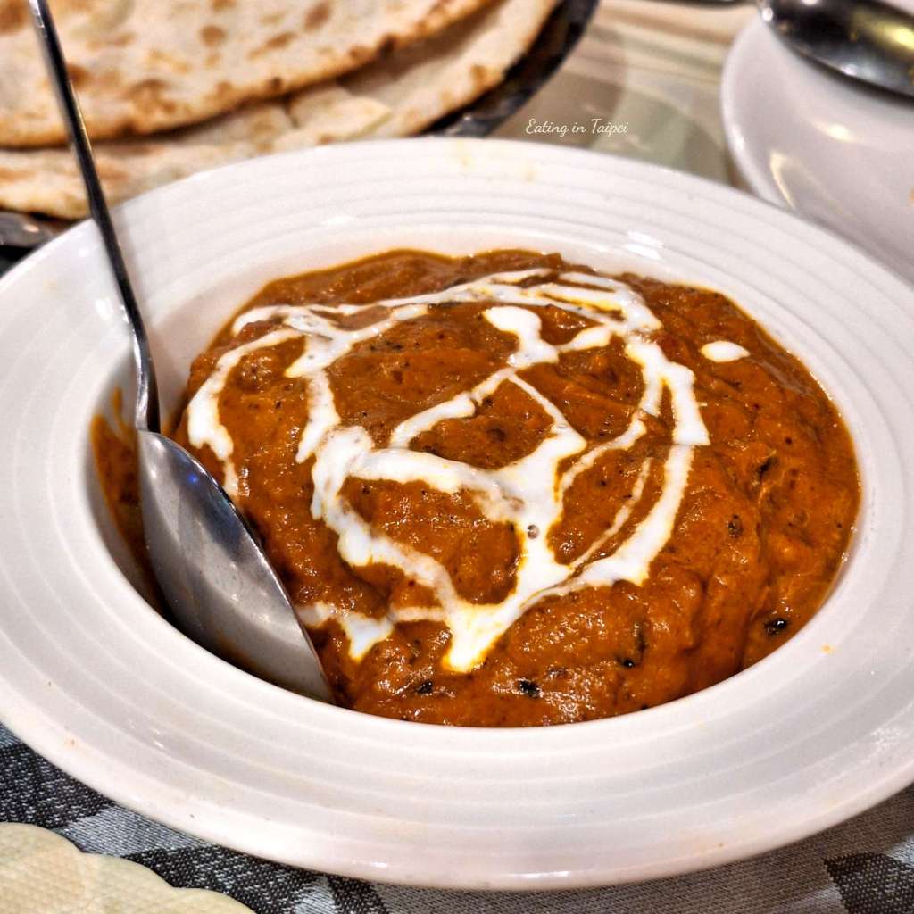 Burans Indian Kitchen Yonghe Chicken Tikka Masala