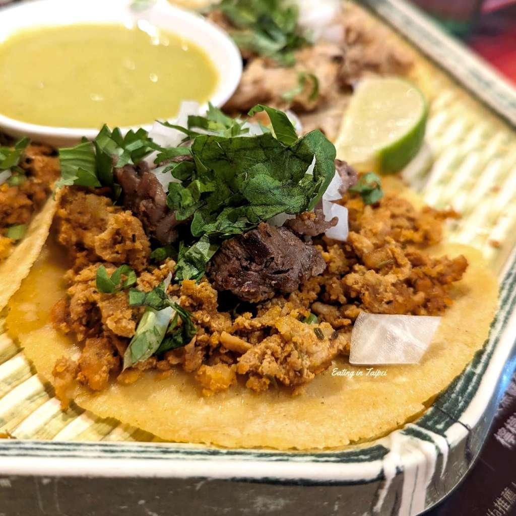 Fonda Mexico mixed chorizo and beef taco