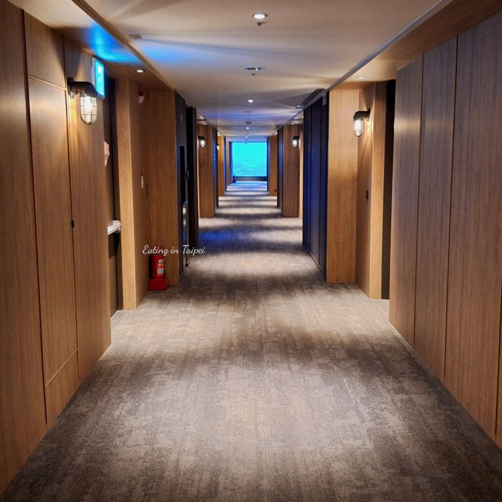 Just Sleep Tainan Superior Twin corridor