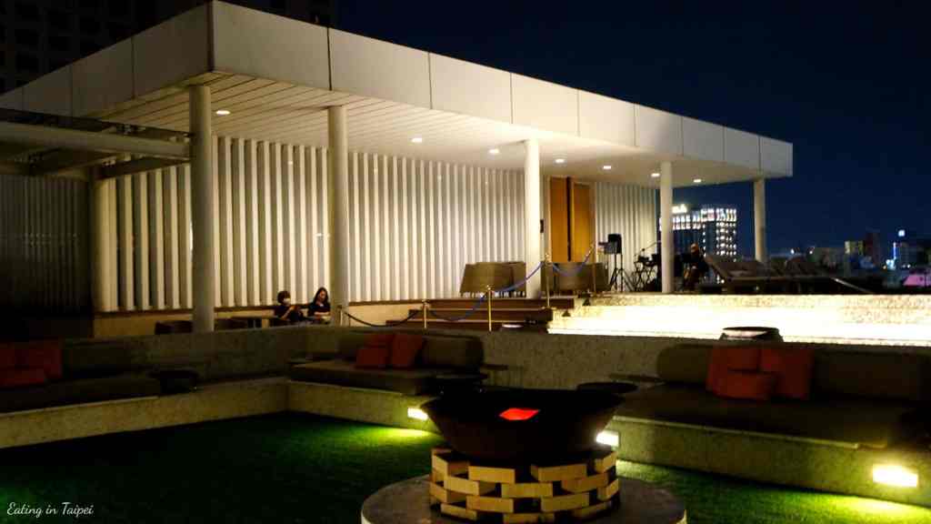 Silks Place Tainan glass house