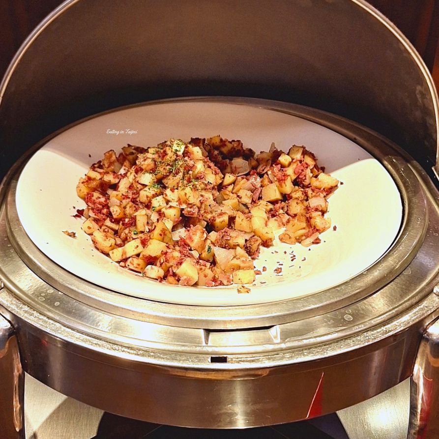 Silks Place Tainan Robins breakfast potato